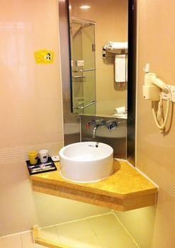 Home Inn Pincsou Kültér fotó